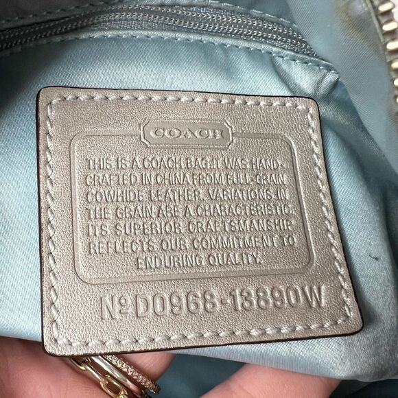 Coach Alexandria Silver Metallic Leather Slim Duffle Sac 13890W Crossbody Bag - Picture 4 of 8